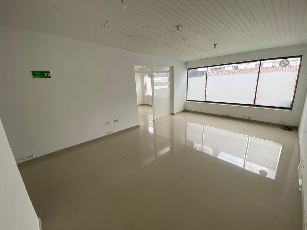 Casa de 3 alcobas en venta en Puente Largo, Bogotá, 427 m² · foto 13 de 20