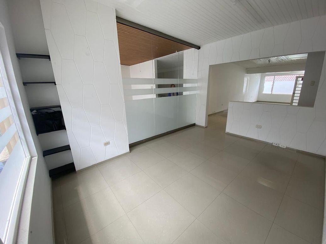 Casa de 3 alcobas en venta en Puente Largo, Bogotá, 427 m² · foto 16 de 20
