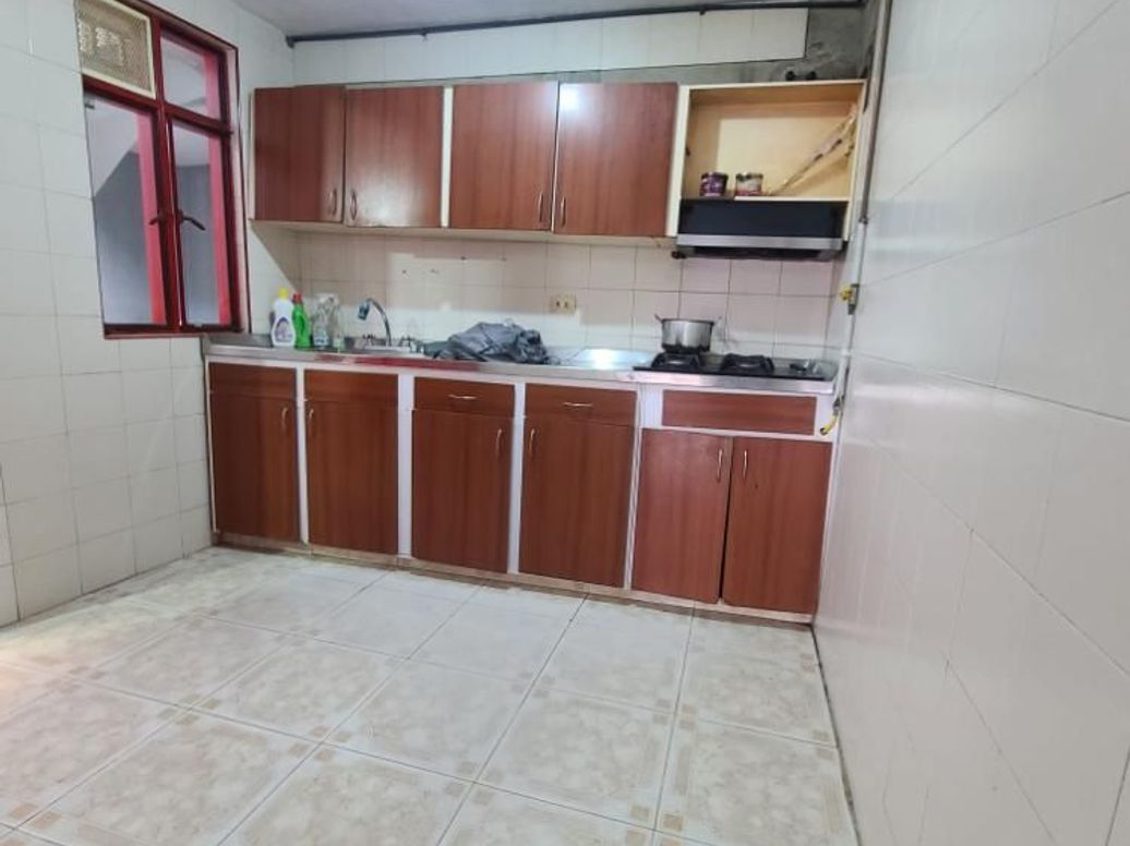 Casa de 5 alcobas en venta en Urbanizal Senorial, Bogotá, 256 m² · foto 3 de 20