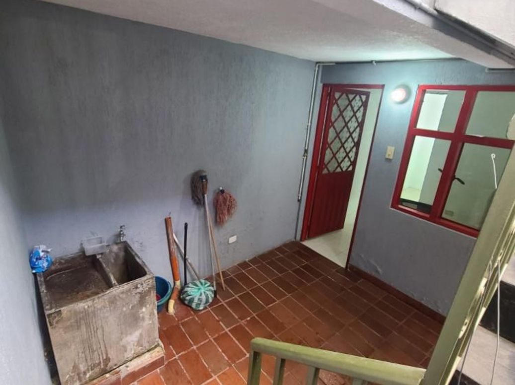 Casa de 5 alcobas en venta en Urbanizal Senorial, Bogotá, 256 m² · foto 12 de 20