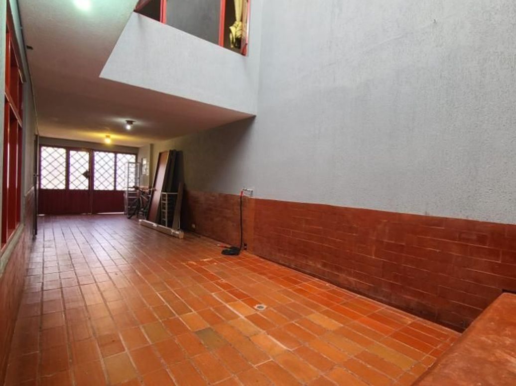Casa de 5 alcobas en venta en Urbanizal Senorial, Bogotá, 256 m² · foto 11 de 20