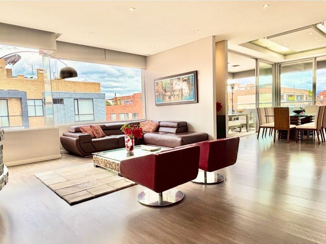 Apartamento de 3 alcobas en venta en Molinos Norte, Bogotá, 246 m² · foto 3 de 20