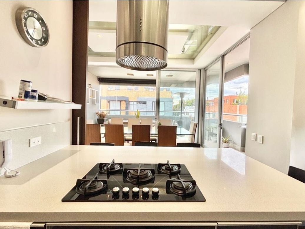 Apartamento de 3 alcobas en venta en Molinos Norte, Bogotá, 246 m² · foto 7 de 20