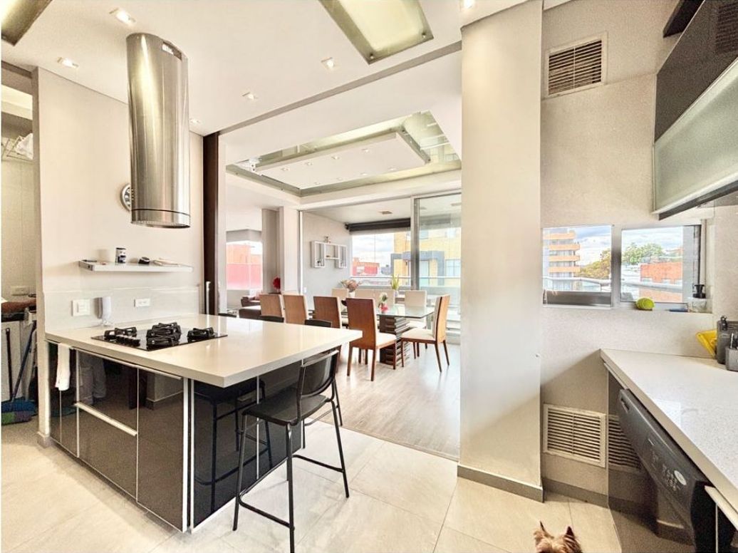Apartamento de 3 alcobas en venta en Molinos Norte, Bogotá, 246 m² · foto 6 de 20