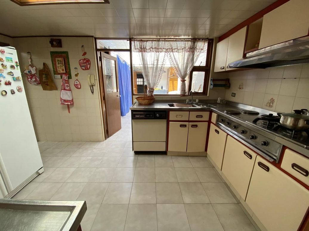 Casa de 4 alcobas en venta en Los Cedros, Bogotá, 405 m² · foto 8 de 20