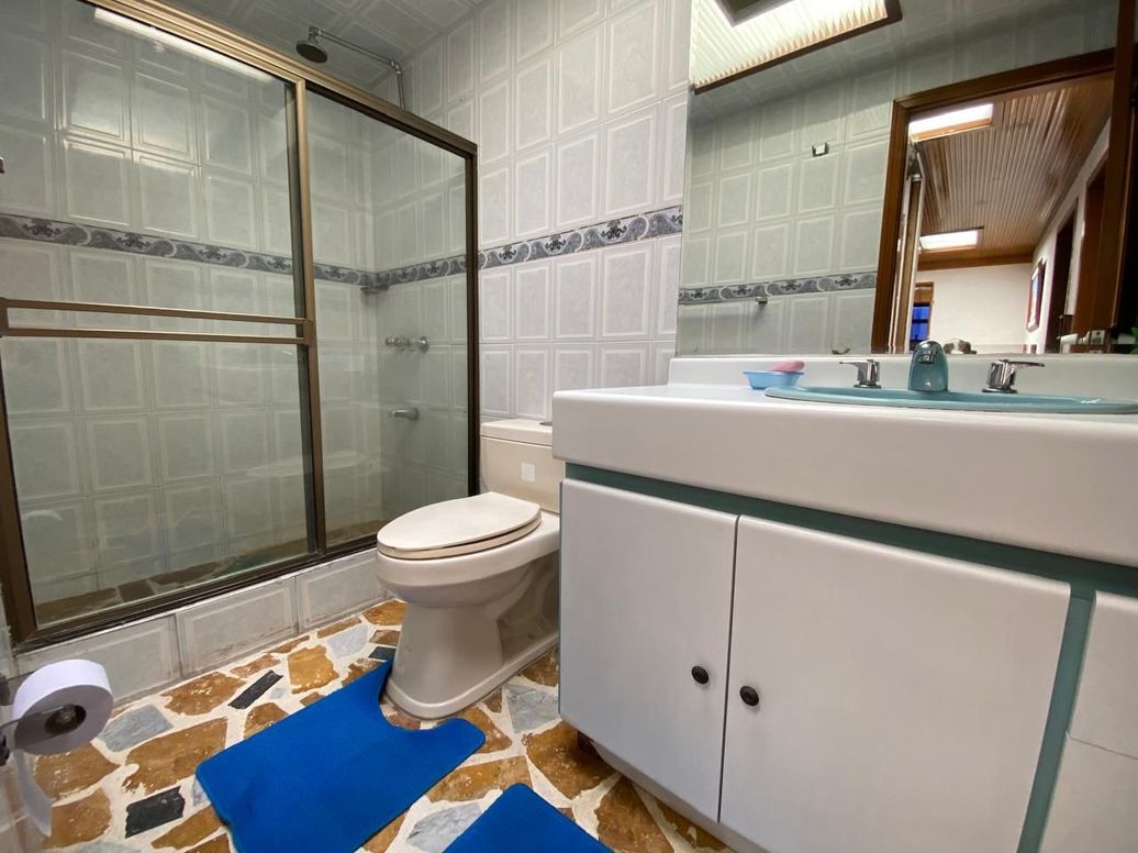 Casa de 4 alcobas en venta en Los Cedros, Bogotá, 405 m² · foto 17 de 20