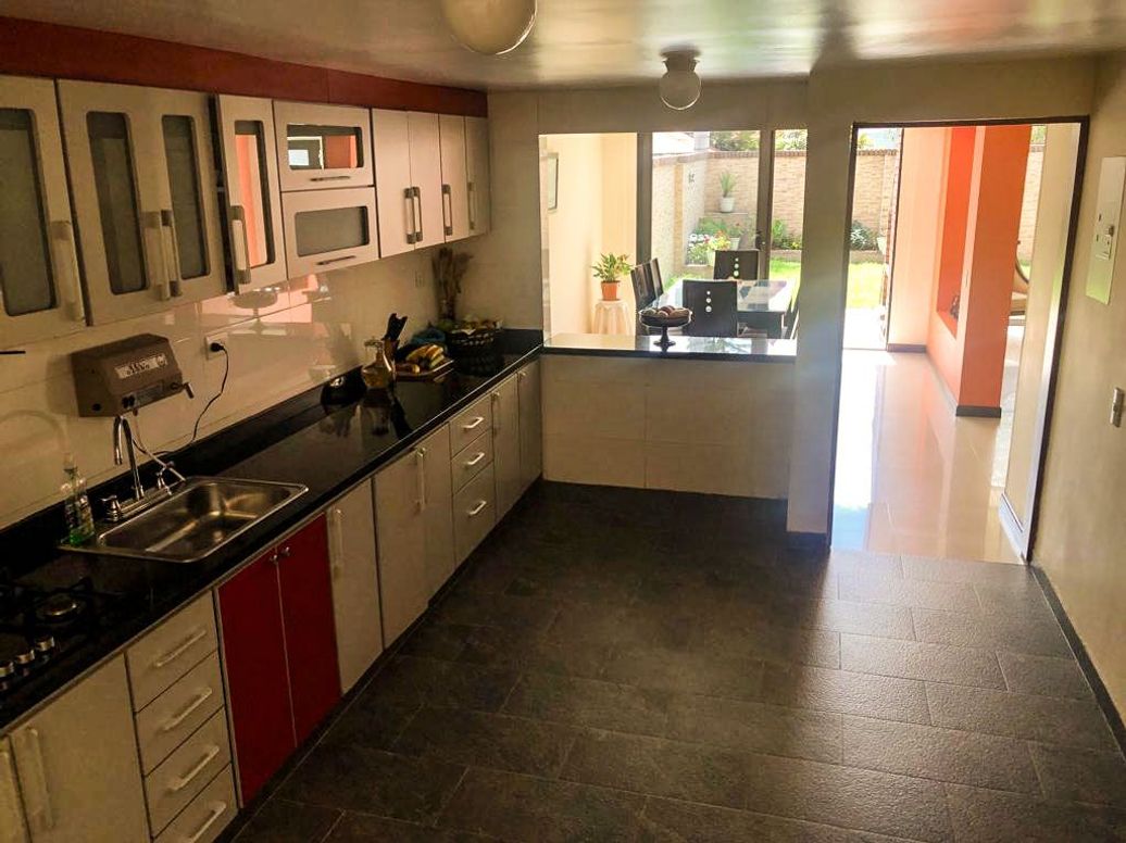 Casa de 4 alcobas en venta en Niza Suba, Bogotá, 305 m² · foto 6 de 20