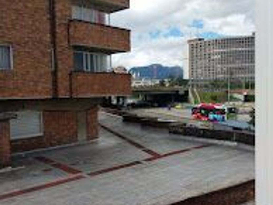 Apartamento de 3 alcobas en venta en Las Américas, Bogotá, 112 m² · foto 16 de 17