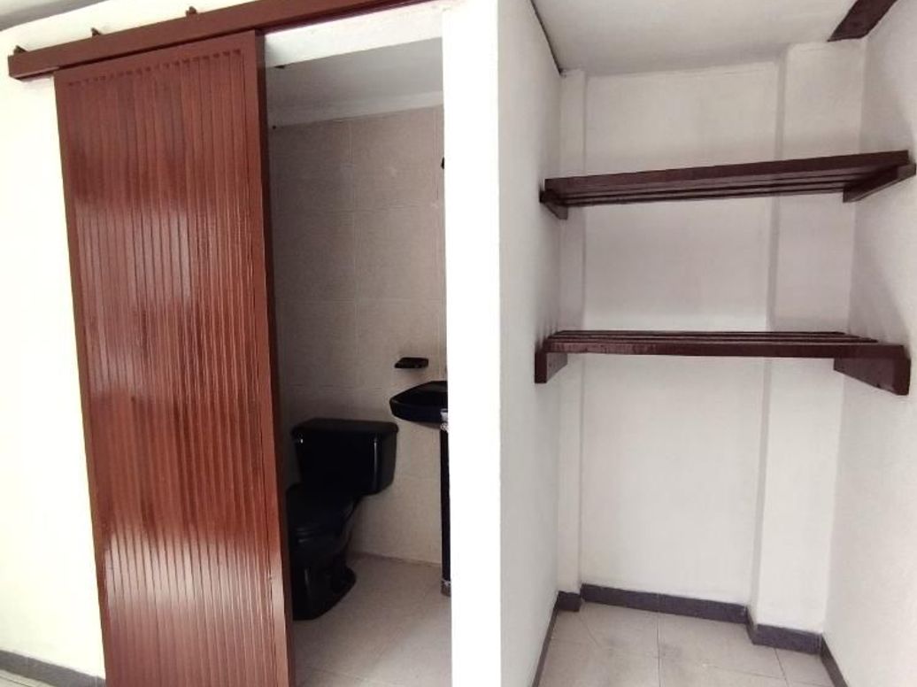 Casa de 5 alcobas en venta en Villa Del Rio, Bogotá, 380 m² · foto 12 de 14