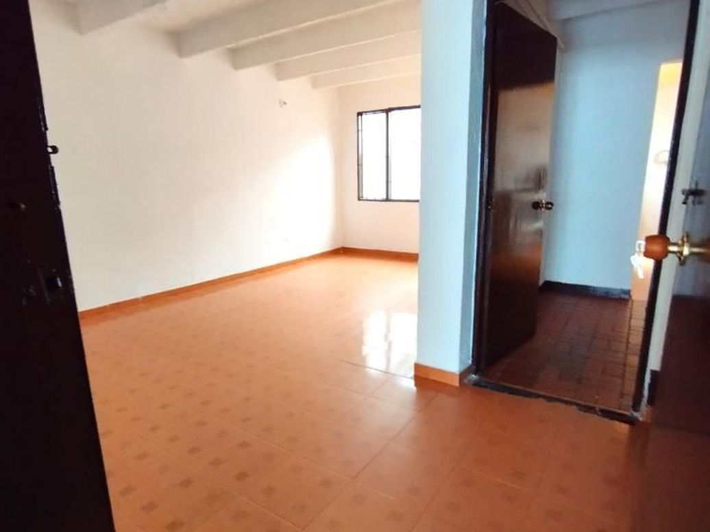 Casa de 5 alcobas en venta en Villa Del Rio, Bogotá, 380 m² · foto 4 de 14
