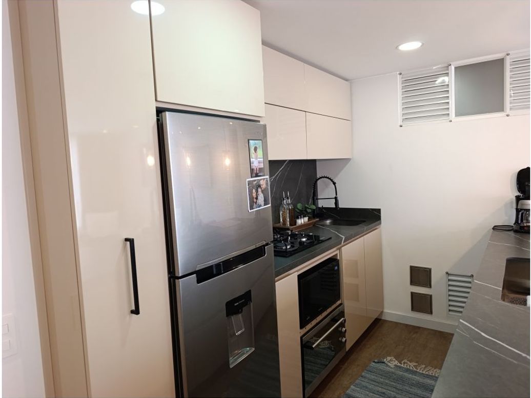 Apartamento de 2 alcobas en venta en El Redil, Bogotá, 63 m² · foto 3 de 18