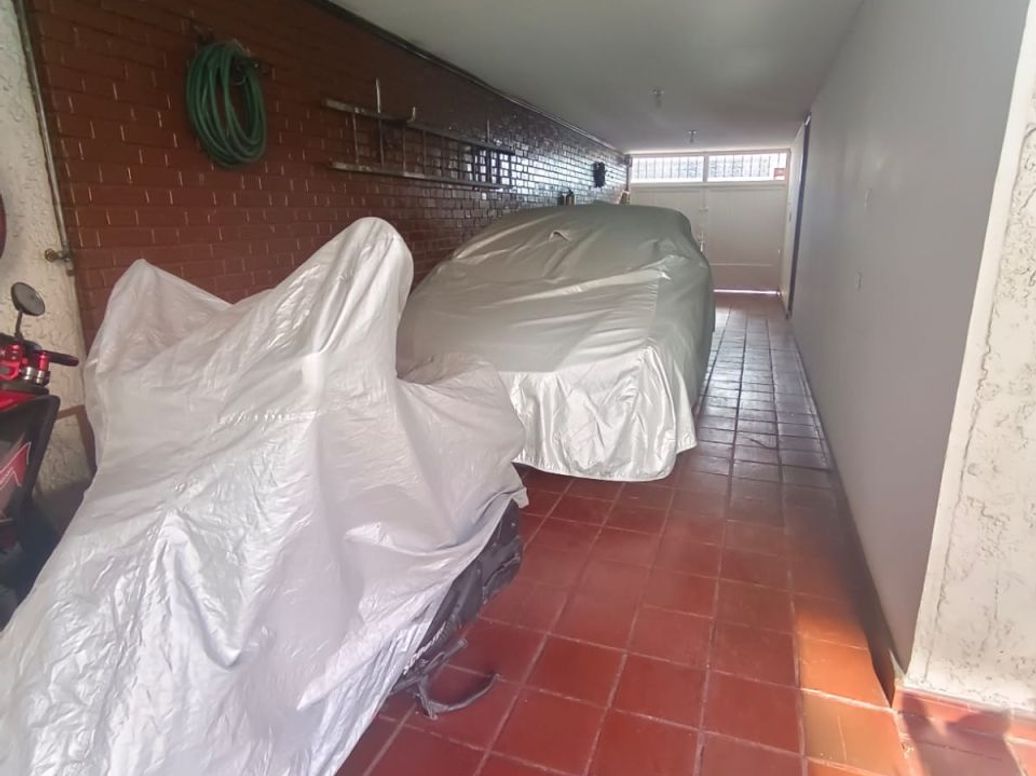 Casa de 4 alcobas en venta en Las Villas, Bogotá, 378 m² · foto 19 de 20