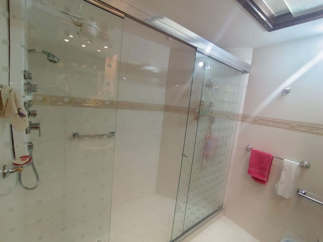Casa de 4 alcobas en venta en Las Villas, Bogotá, 378 m² · foto 13 de 20