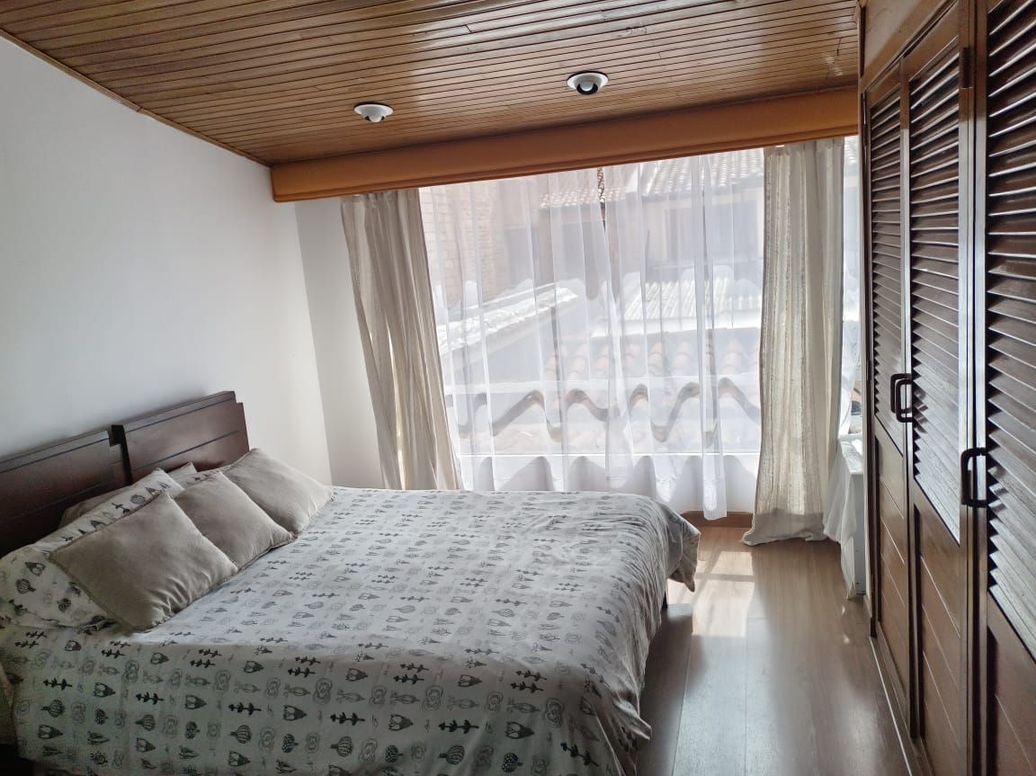 Casa de 4 alcobas en venta en San José Del Prado, Bogotá, 275 m² · foto 18 de 20