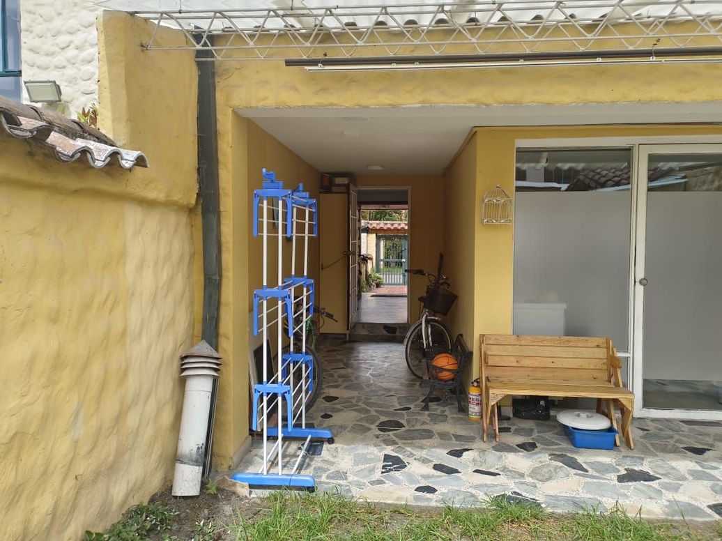Casa de 4 alcobas en venta en San José Del Prado, Bogotá, 275 m² · foto 5 de 20