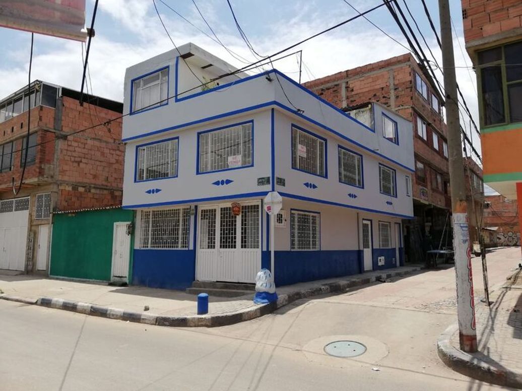 Casa de 6 alcobas en venta en Jorge Uribe Botero, Bogotá, 71 m² · foto 5 de 5