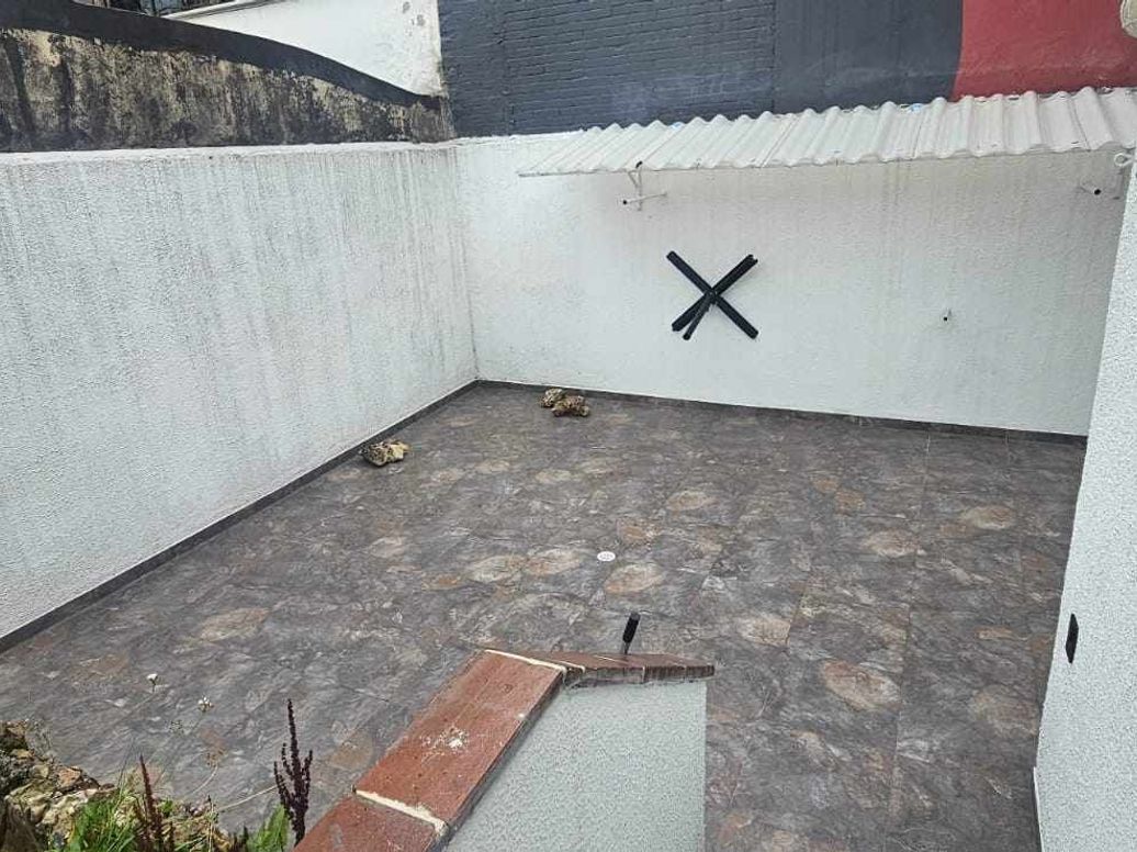 Casa de 3 alcobas en venta en Santa Barbara Central, Bogotá, 240 m² · foto 19 de 20