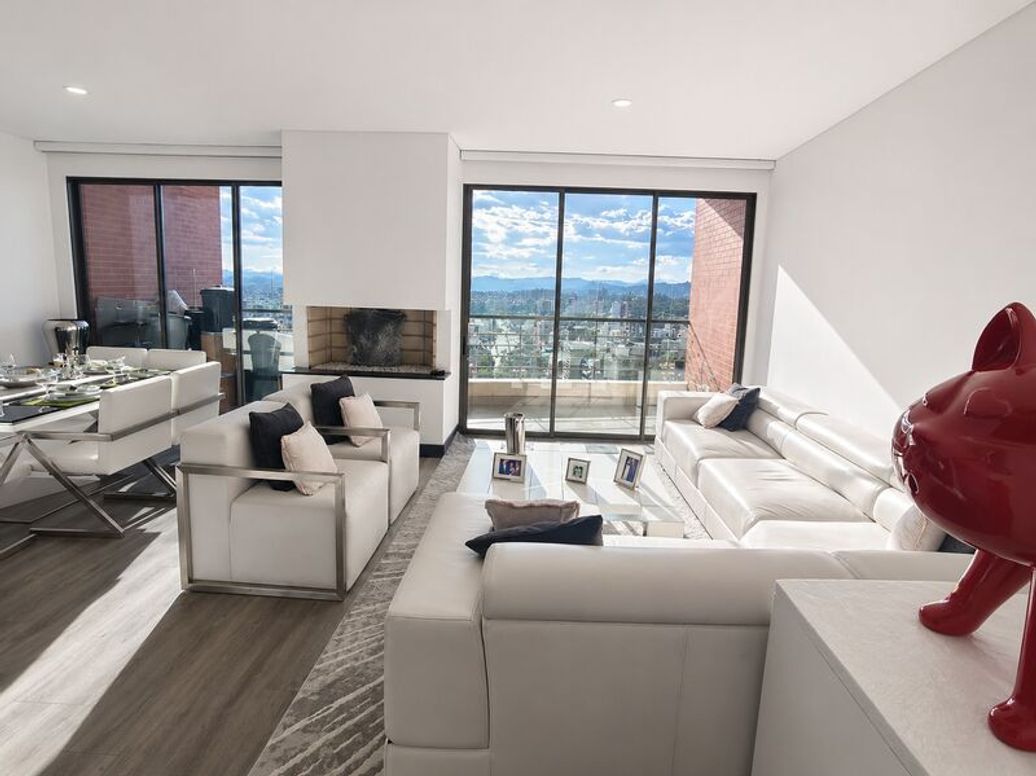 Apartamento de 3 alcobas en venta en Ub. Delicias Del Carmen, Bogotá, 177 m² · foto 14 de 20