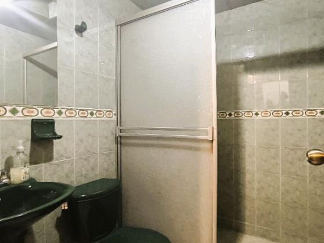Casa de 6 alcobas en venta en Autopista Muzu, Bogotá, 291 m² · foto 13 de 20