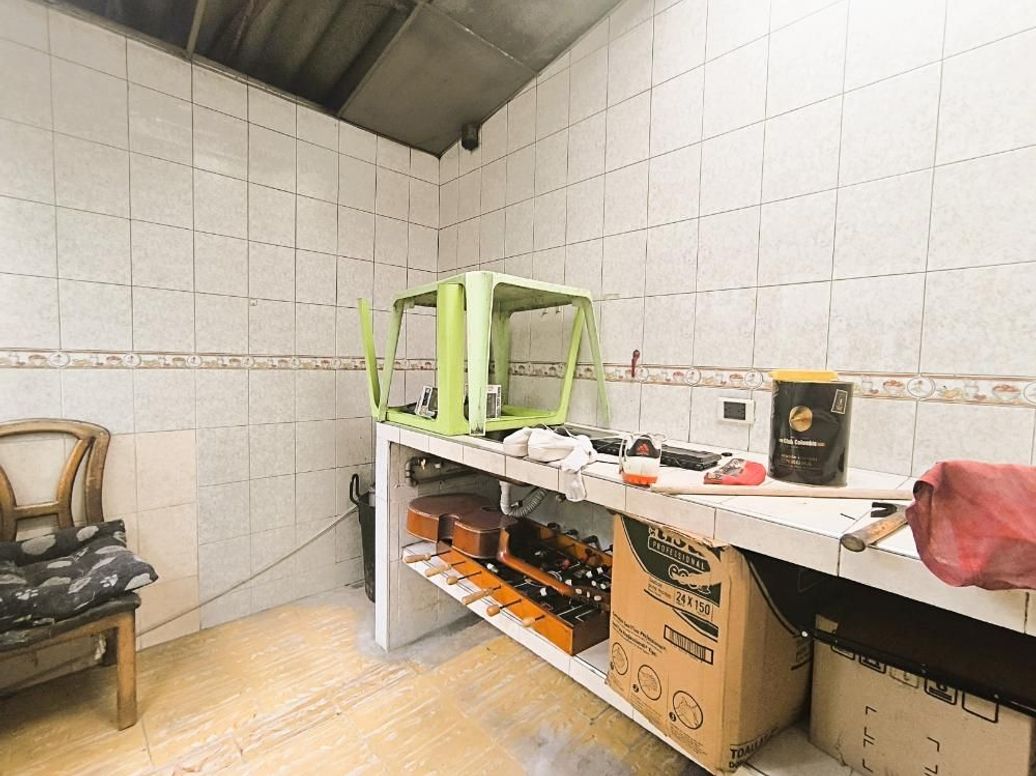 Casa de 6 alcobas en venta en Autopista Muzu, Bogotá, 291 m² · foto 18 de 20