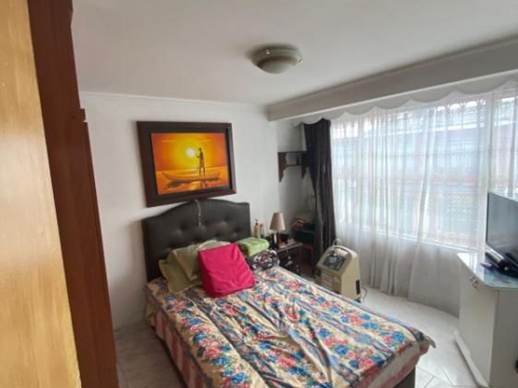 Casa de 4 alcobas en venta en Super Manzana 1, Bogotá, 365 m² · foto 5 de 11