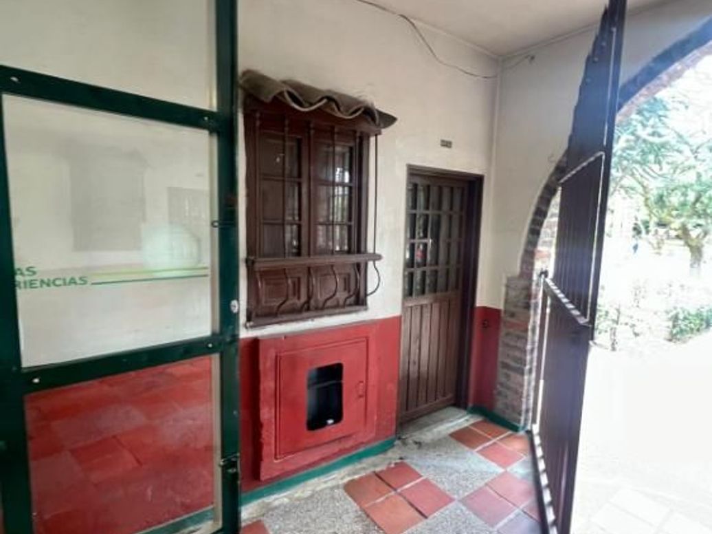 Casa de 6 alcobas en venta en Santa Fe, Bogotá, 400 m² · foto 4 de 15