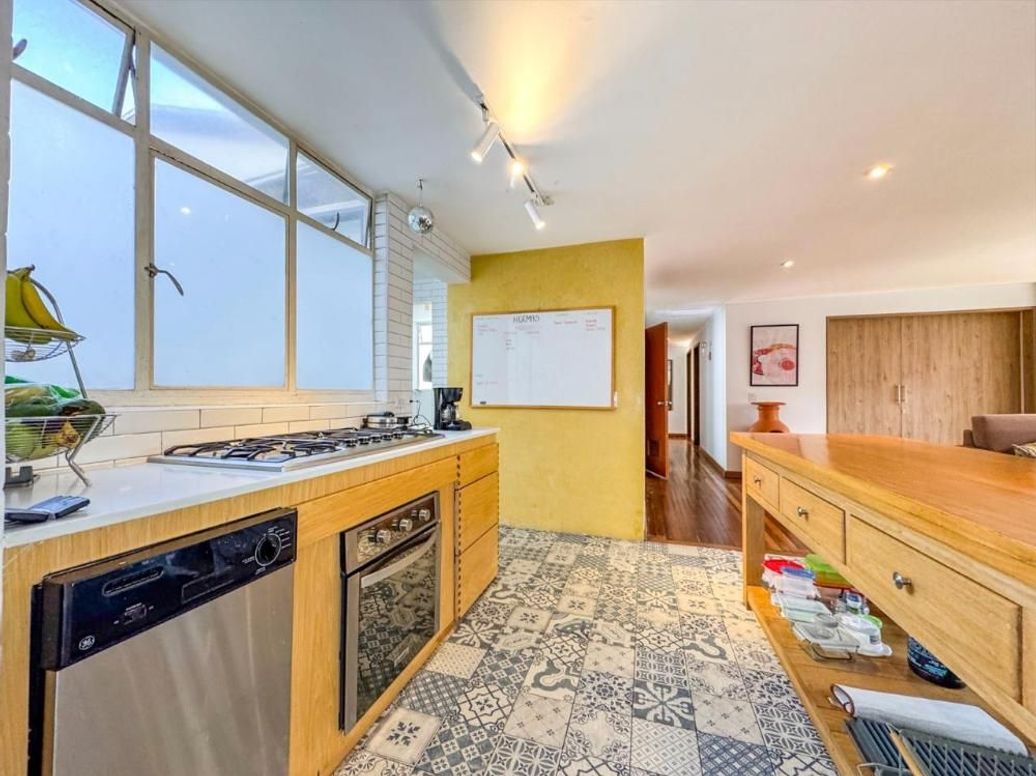 Apartamento de 3 alcobas en venta en El Espartillal, Bogotá, 132 m² · foto 4 de 14