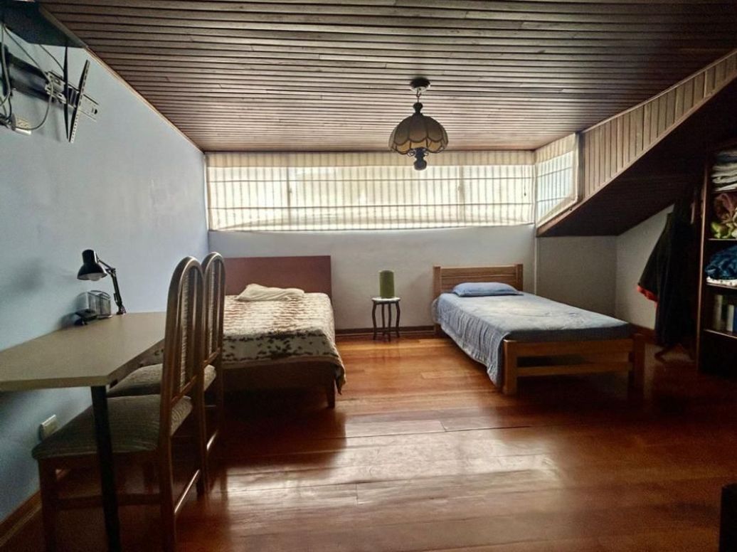 Casa de 6 alcobas en venta en Campin Occidental, Bogotá, 480 m² · foto 18 de 20