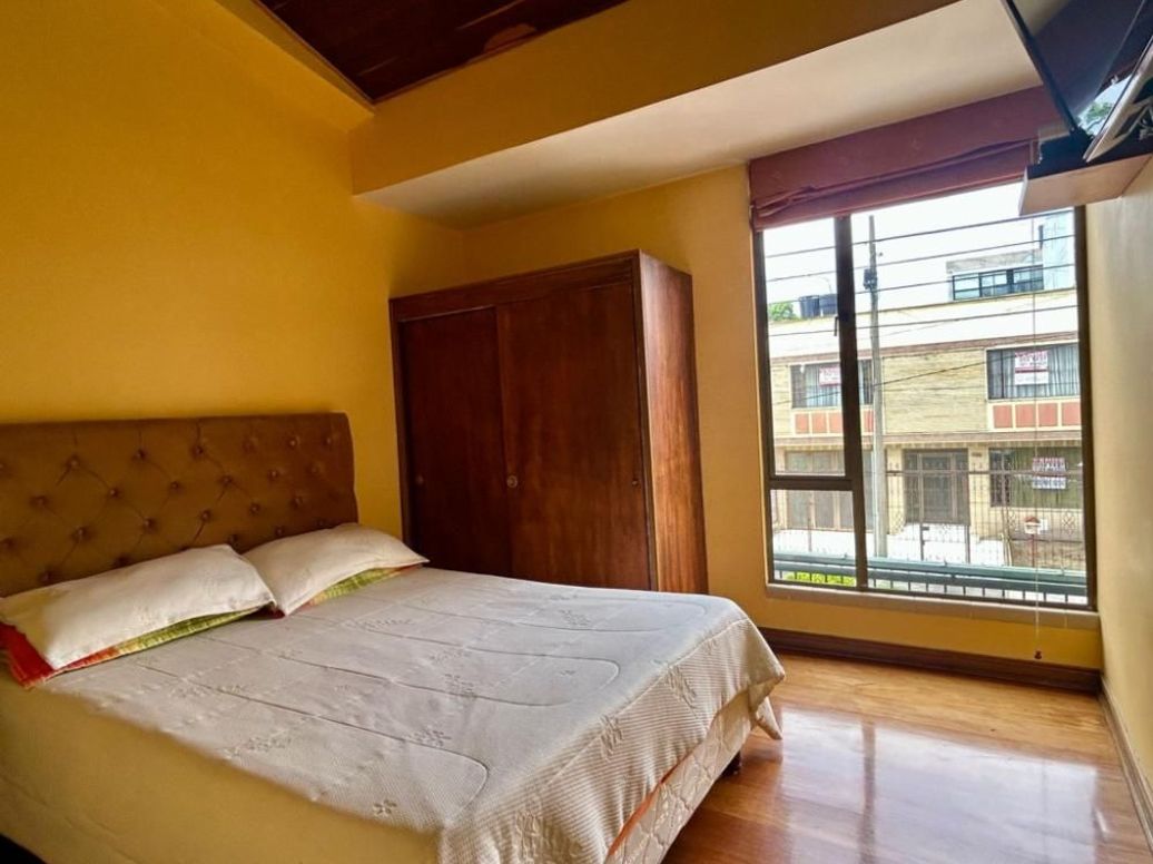 Casa de 6 alcobas en venta en Campin Occidental, Bogotá, 480 m² · foto 15 de 20