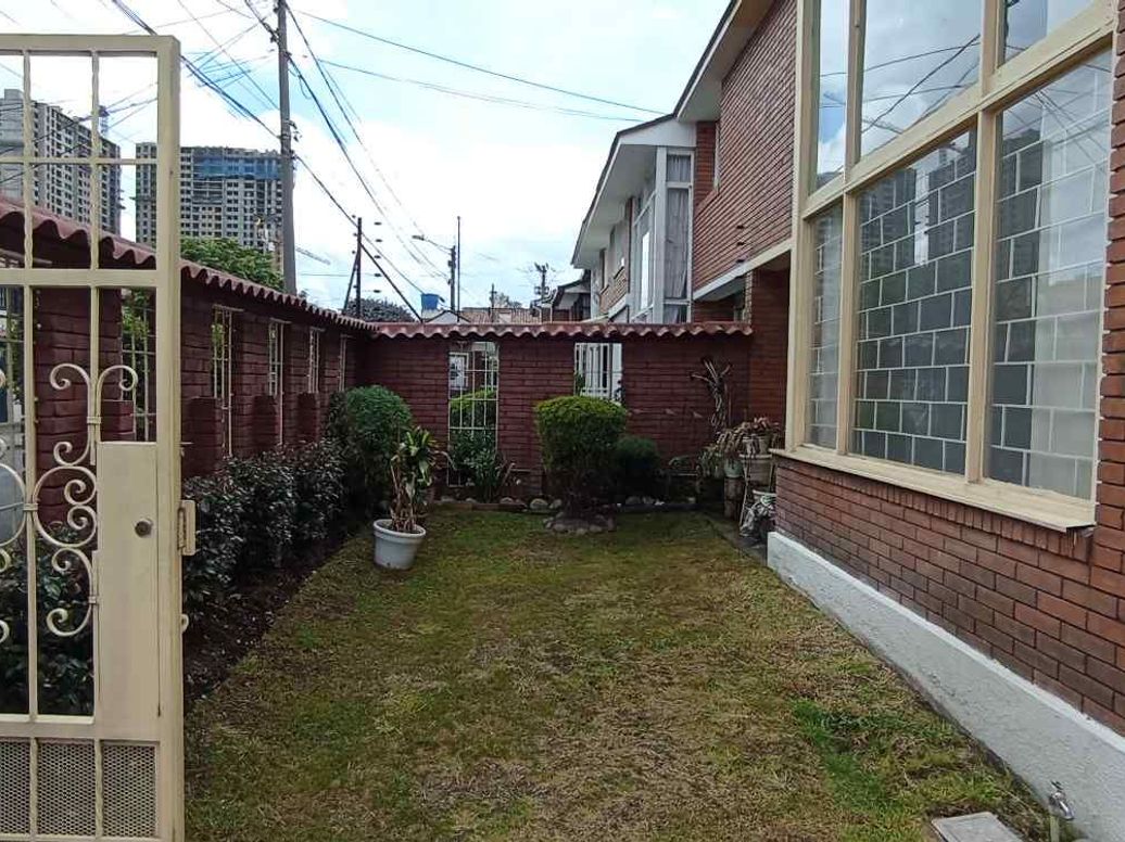 Casa de 4 alcobas en venta en Julio Flórez, Bogotá, 183 m² · foto 8 de 20