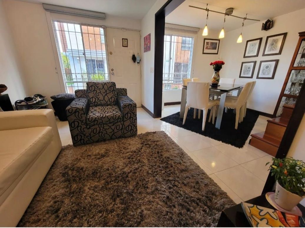 Casa de 3 alcobas en venta en Prado Veraniego Sur, Bogotá, 151 m² · foto 2 de 20