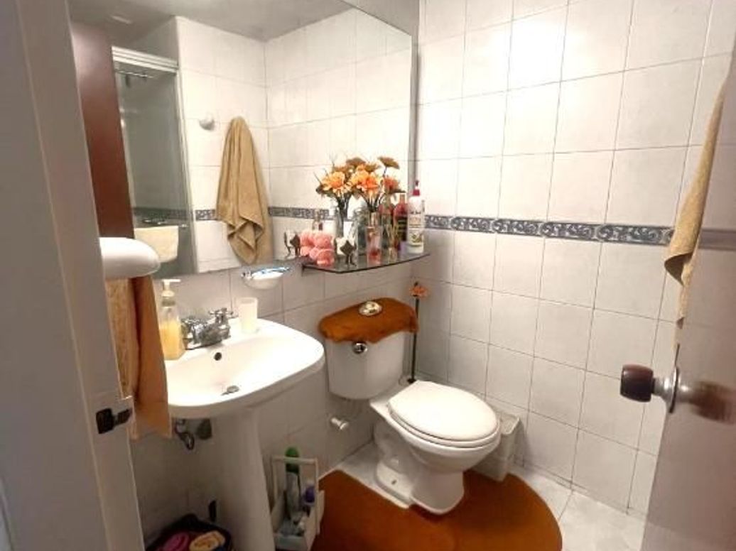 Apartamento de 4 alcobas en venta en Ub. Cordoba, Bogotá, 113 m² · foto 18 de 20