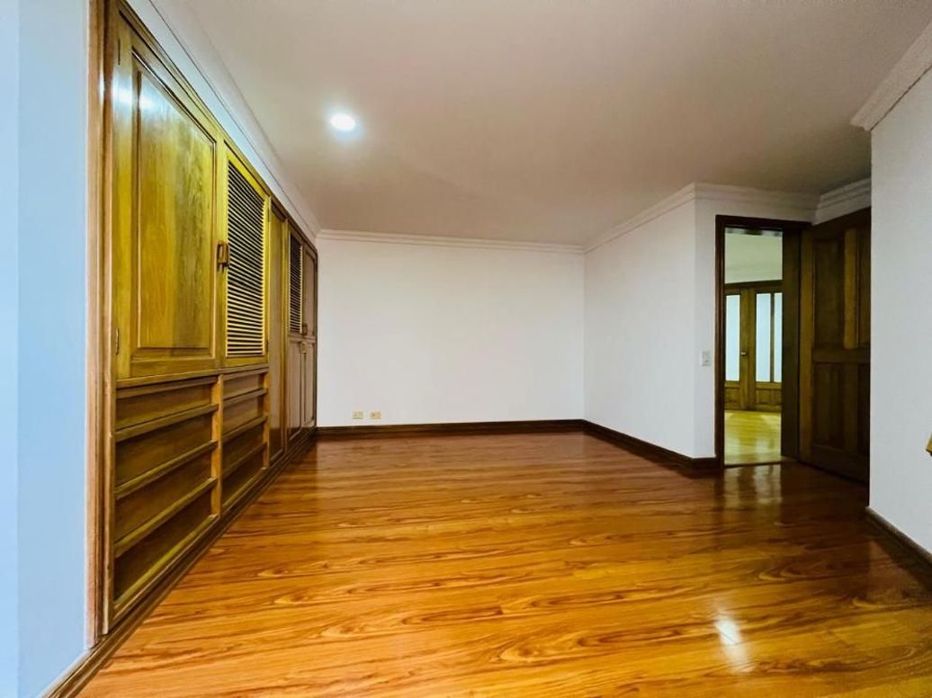 Apartamento de 5 alcobas en venta en Bellavista, Bogotá, 196 m² · foto 20 de 20