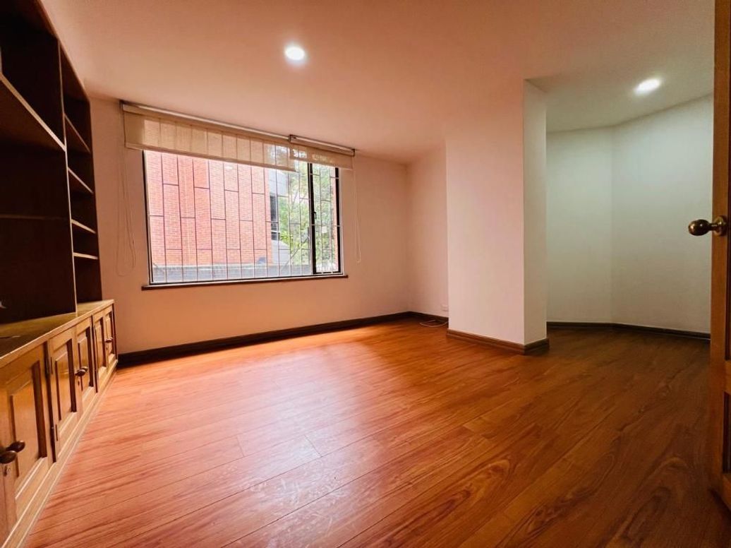 Apartamento de 5 alcobas en venta en Bellavista, Bogotá, 196 m² · foto 14 de 20