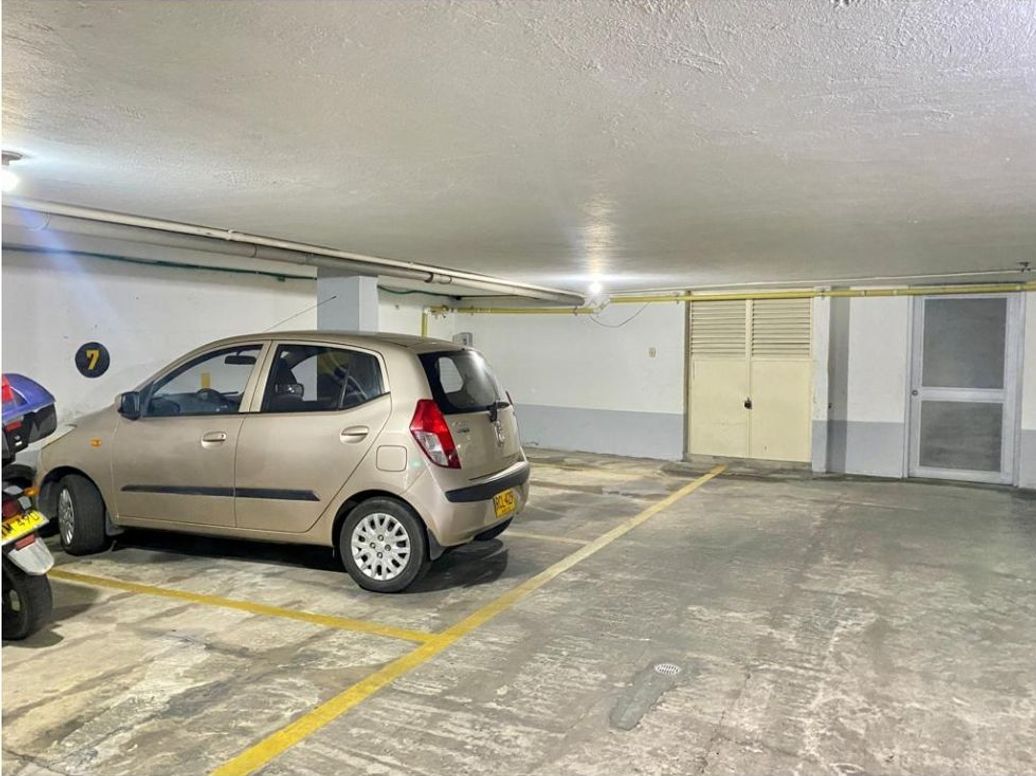 Apartamento de 3 alcobas en venta en Chico Norte Et. Iii, Bogotá, 143 m² · foto 10 de 20