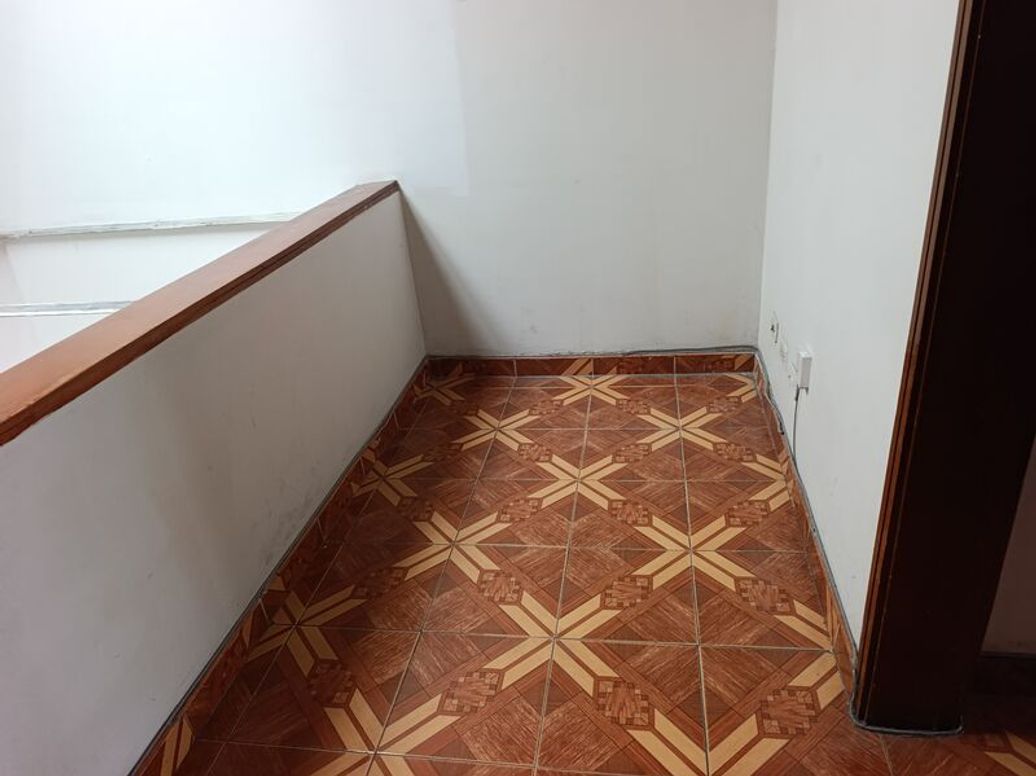 Casa de 3 alcobas en venta en Quinta Paredes, Bogotá, 230 m² · foto 10 de 16