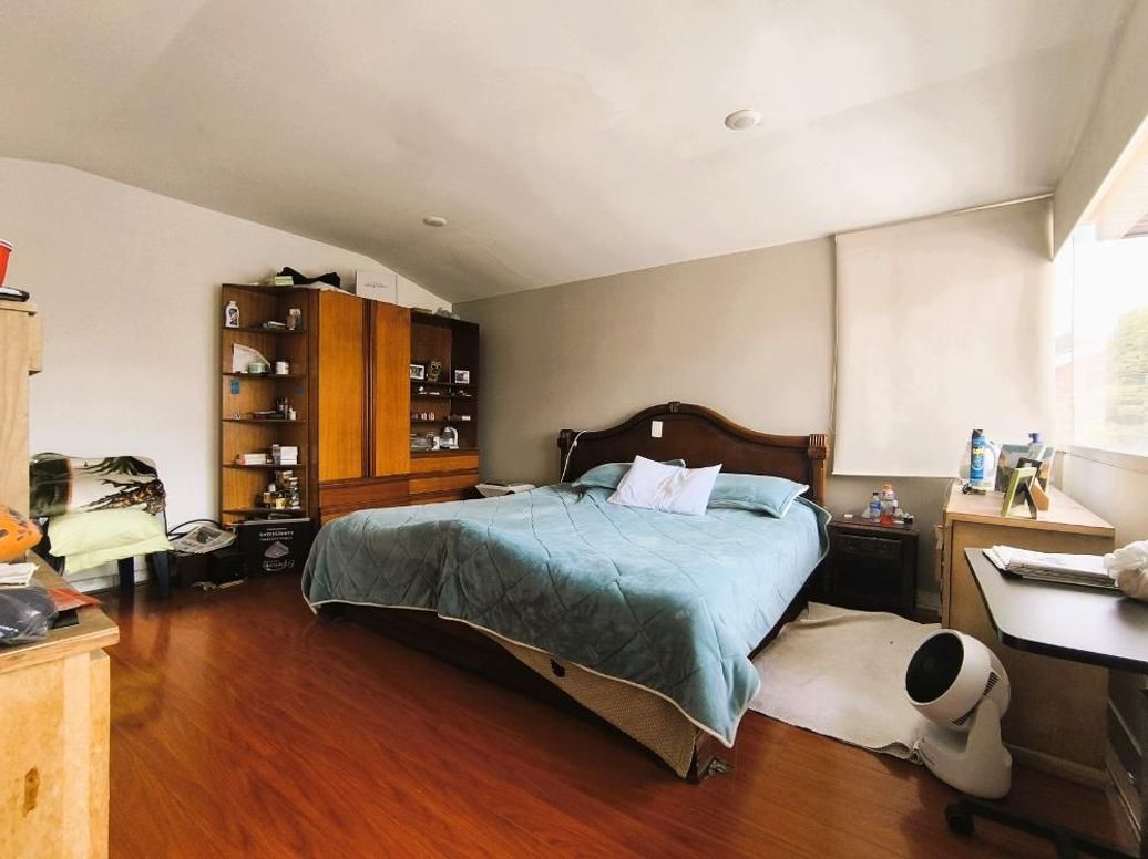 Casa de 5 alcobas en venta en San José De Bavaria, Bogotá, 500 m² · foto 8 de 14