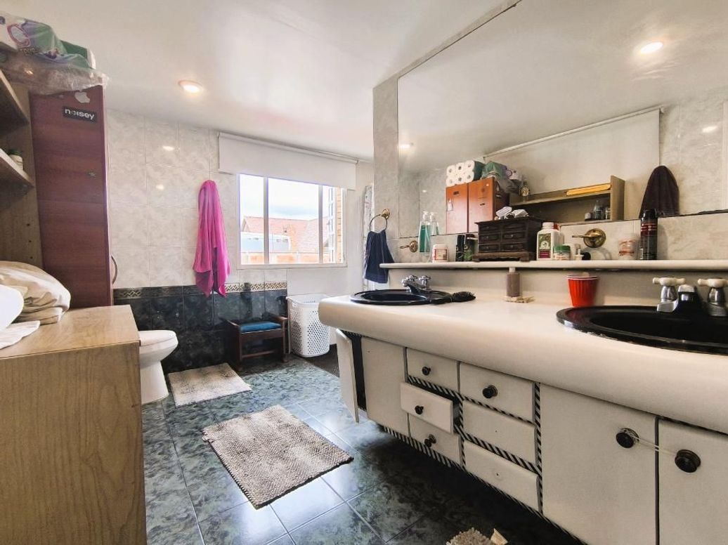 Casa de 5 alcobas en venta en San José De Bavaria, Bogotá, 500 m² · foto 7 de 14