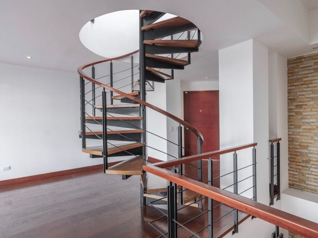 Apartamento de 5 alcobas en venta en Santa Barbara Oriental, Bogotá, 454 m² · foto 14 de 20