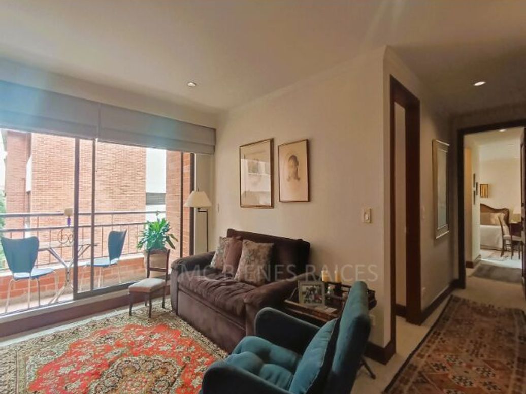 Apartamento de 3 alcobas en venta en Los Rosales, Bogotá, 257 m² · foto 9 de 17