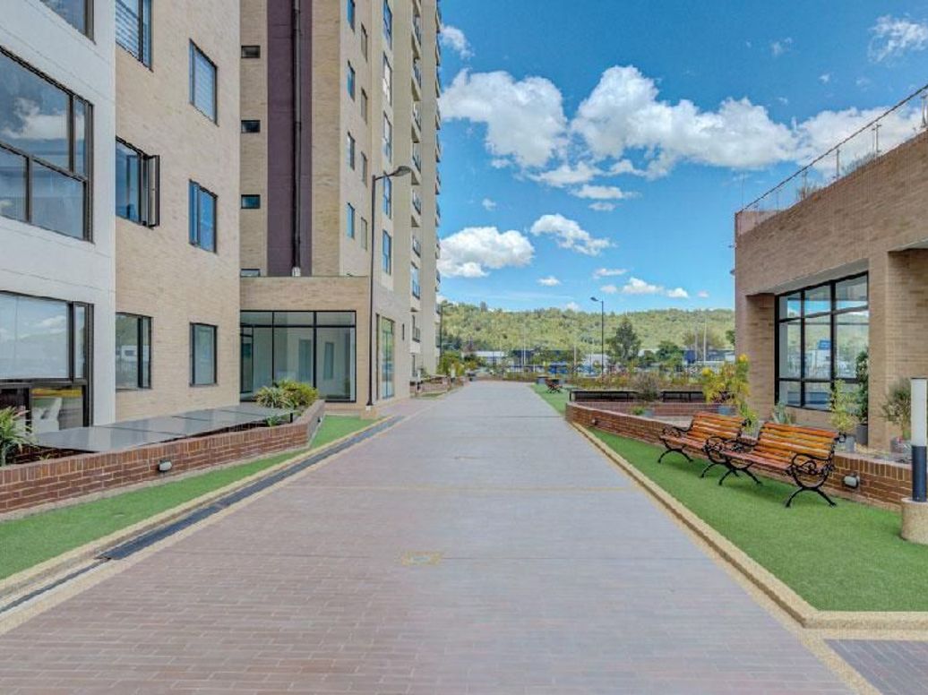 Apartamento de 2 alcobas en venta en San José De Bavaria, Bogotá, 66 m² · foto 2 de 20