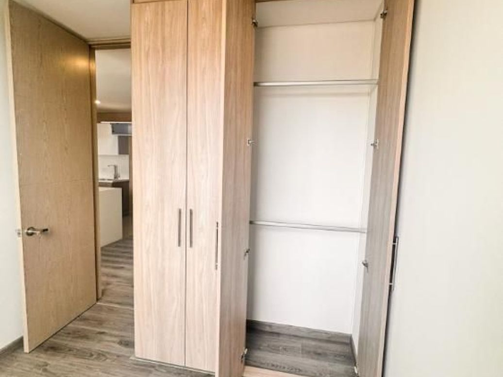 Apartamento de 2 alcobas en venta en San José De Bavaria, Bogotá, 66 m² · foto 12 de 20
