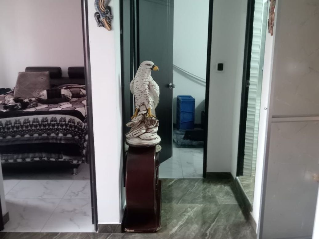 Casa de 6 alcobas en venta en Jiménez De Quesada, Bogotá, 261 m² · foto 17 de 17