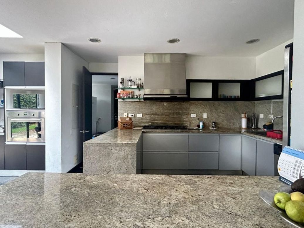 Casa de 4 alcobas en venta en Casa Blanca, Bogotá, 333 m² · foto 8 de 20