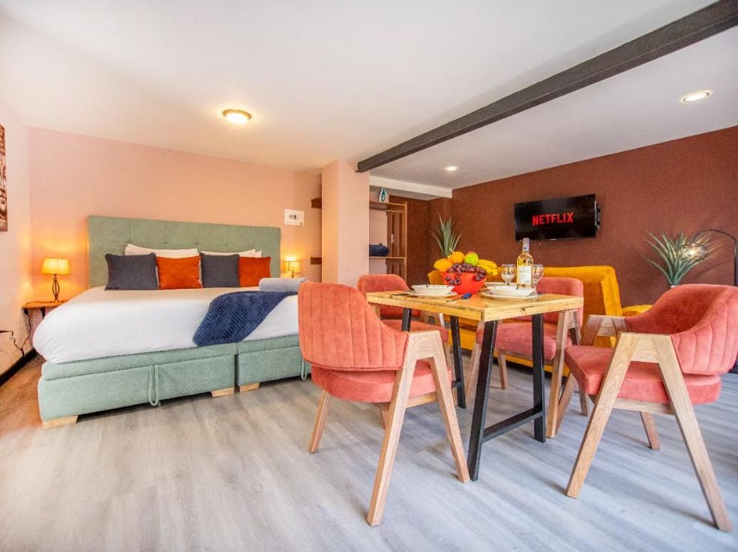 Casa de 6 alcobas en venta en María Cristina, Bogotá, 403 m² · foto 10 de 20