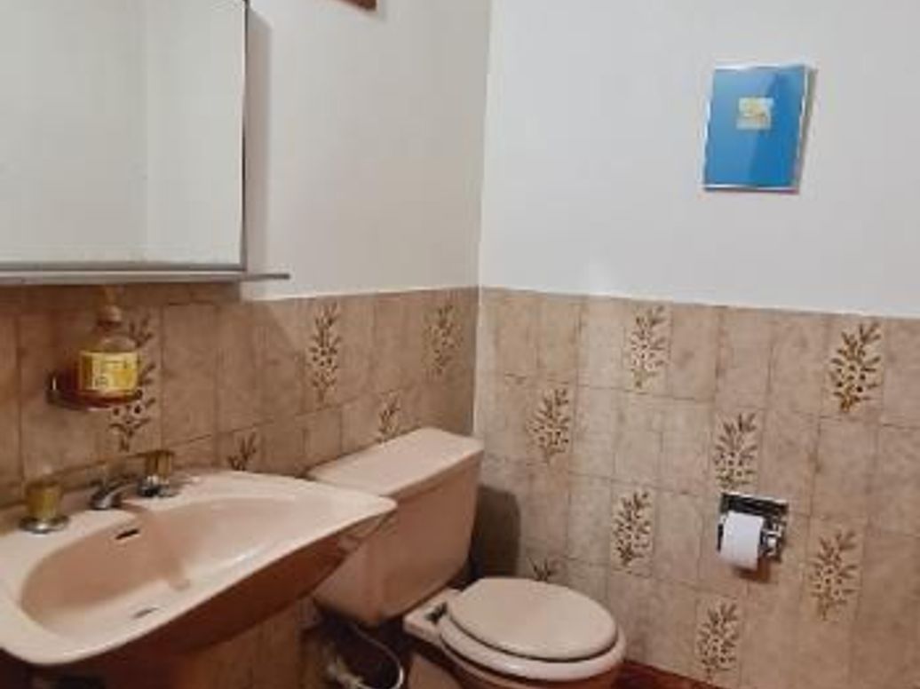Casa de 3 alcobas en venta en Santa Barbara Central, Bogotá, 266 m² · foto 6 de 19