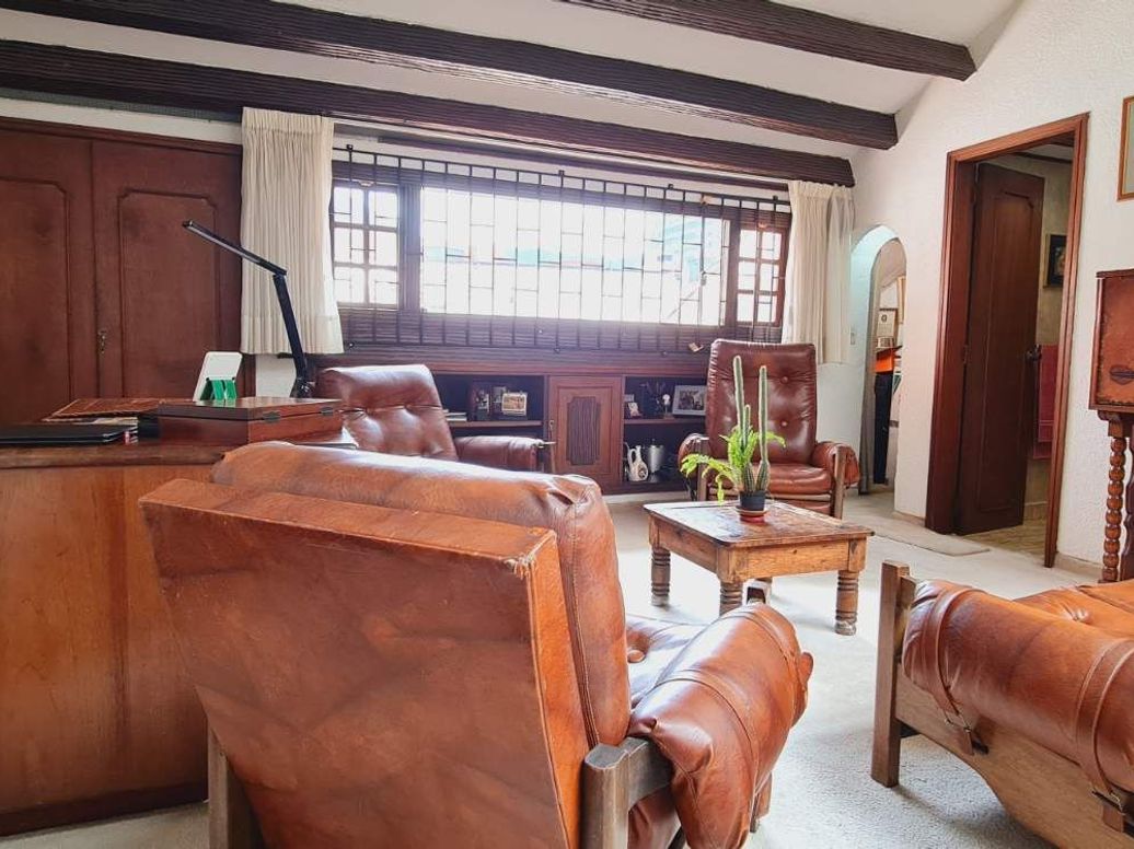 Casa de 3 alcobas en venta en Santa Barbara Central, Bogotá, 266 m² · foto 15 de 19