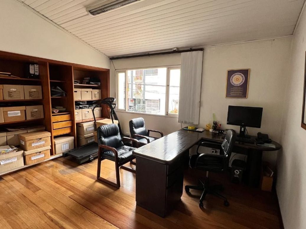 Casa de 4 alcobas en venta en Santa Barbara Central, Bogotá, 410 m² · foto 12 de 20