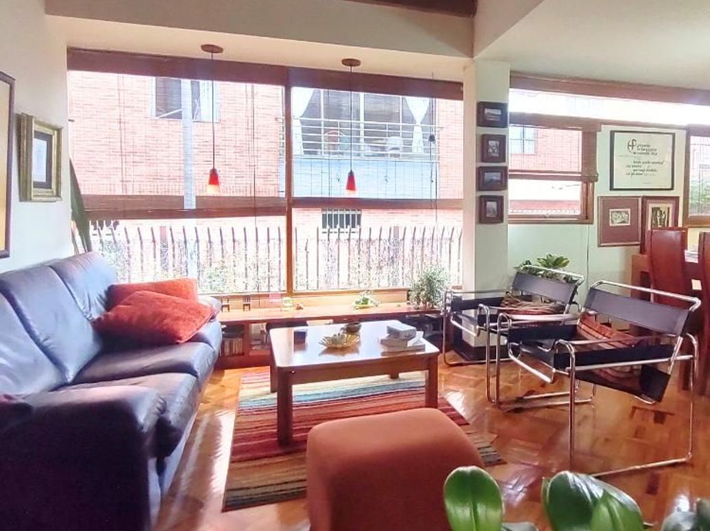 Casa de 3 alcobas en venta en El Contador, Bogotá, 137 m² · foto 3 de 20