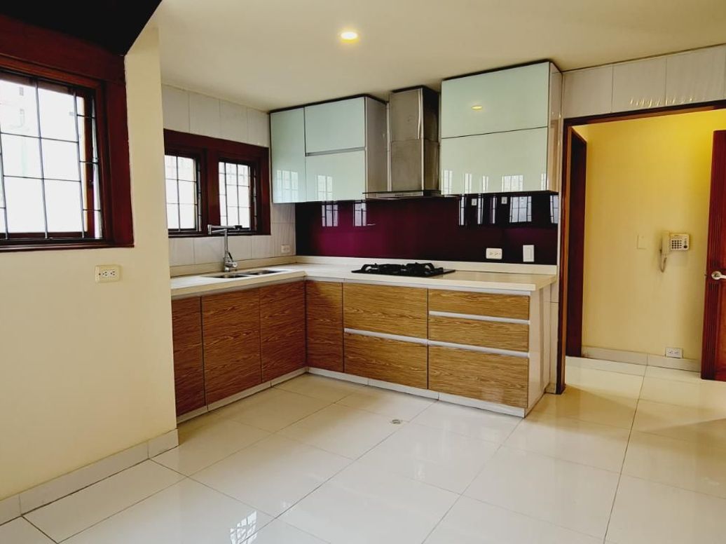 Casa de 3 alcobas en venta en Suba, Bogotá, 246 m² · foto 17 de 20